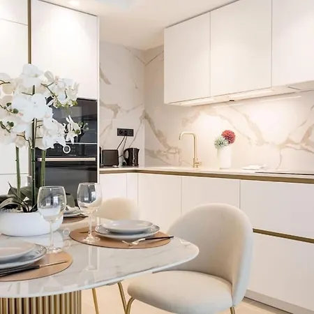 Magnifique 5 Stars - Parking - Terrasse - 3 Mins De La Croisette - Palais Royal By Halldis Apartment *