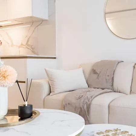 Magnifique 5 Stars - Parking - Terrasse - 3 Mins De La Croisette - Palais Royal By Halldis Apartment Cannes